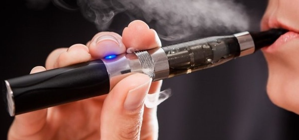 sigara-elektronka sigara-elektronka фотография