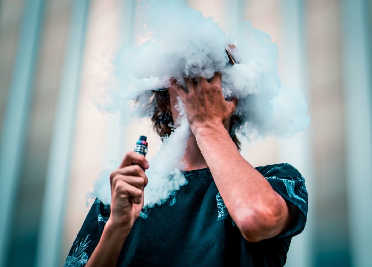 /></p> <p>&nbsp;</p> <p><span style=